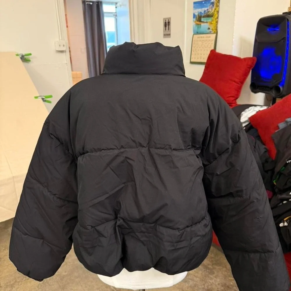 Amazon Essentials puffer jacket - Picture 2 of 5